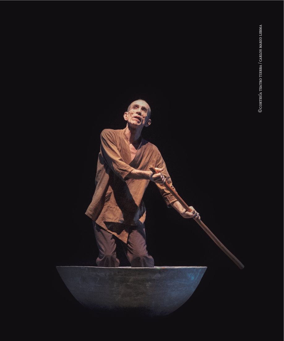 Escena de Mina // Mata, obra teatral de Juan Carlos Moyano. Cortesía Teatro Tierra.