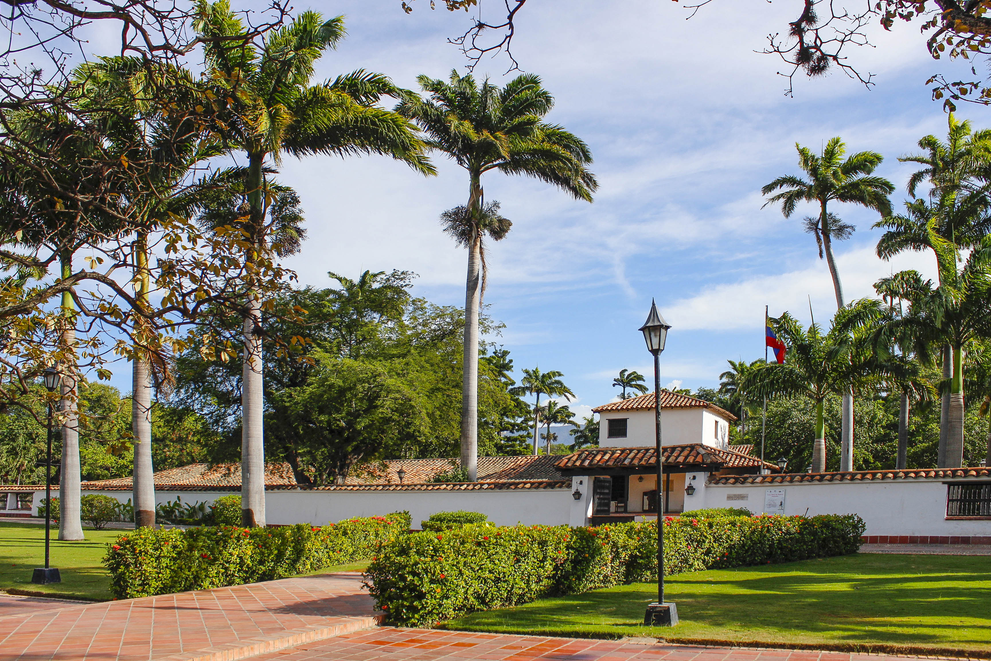 Museo Casa Natal del general Francisco de Paula Santander (fachada). Foto de Armando Martínez Garnica (septiembre de 2020)]. 